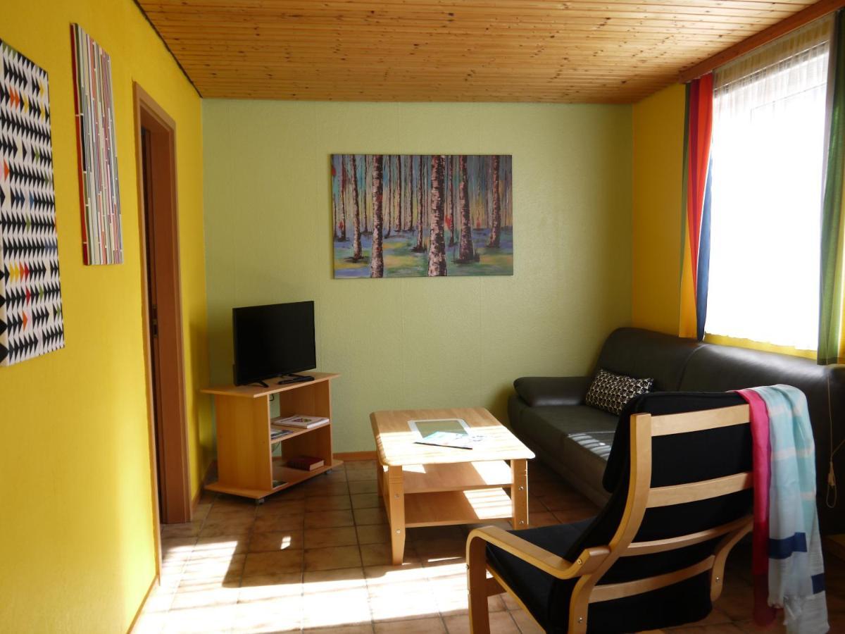 Ferienwohnungen Am Campingplatz Trendelburg Экстерьер фото